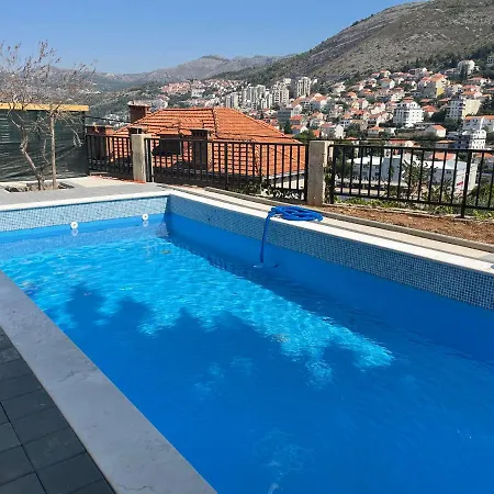 M House *