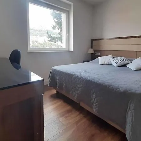 Bed & Breakfast M House *